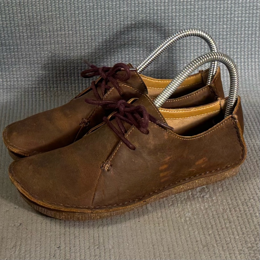 Clarks Originals Women’s Janey Mae Beeswax Shoes 26112617 Size 6